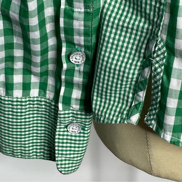 Brooks Brothers 'Red Fleece' Green and White Gingham Plaid Button Down Shirt - Picture 5 of 12